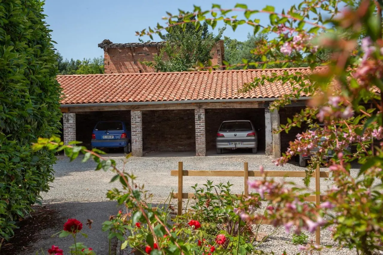 ***  Logis Hotel L'Occitan 2 Etoiles Gaillac France